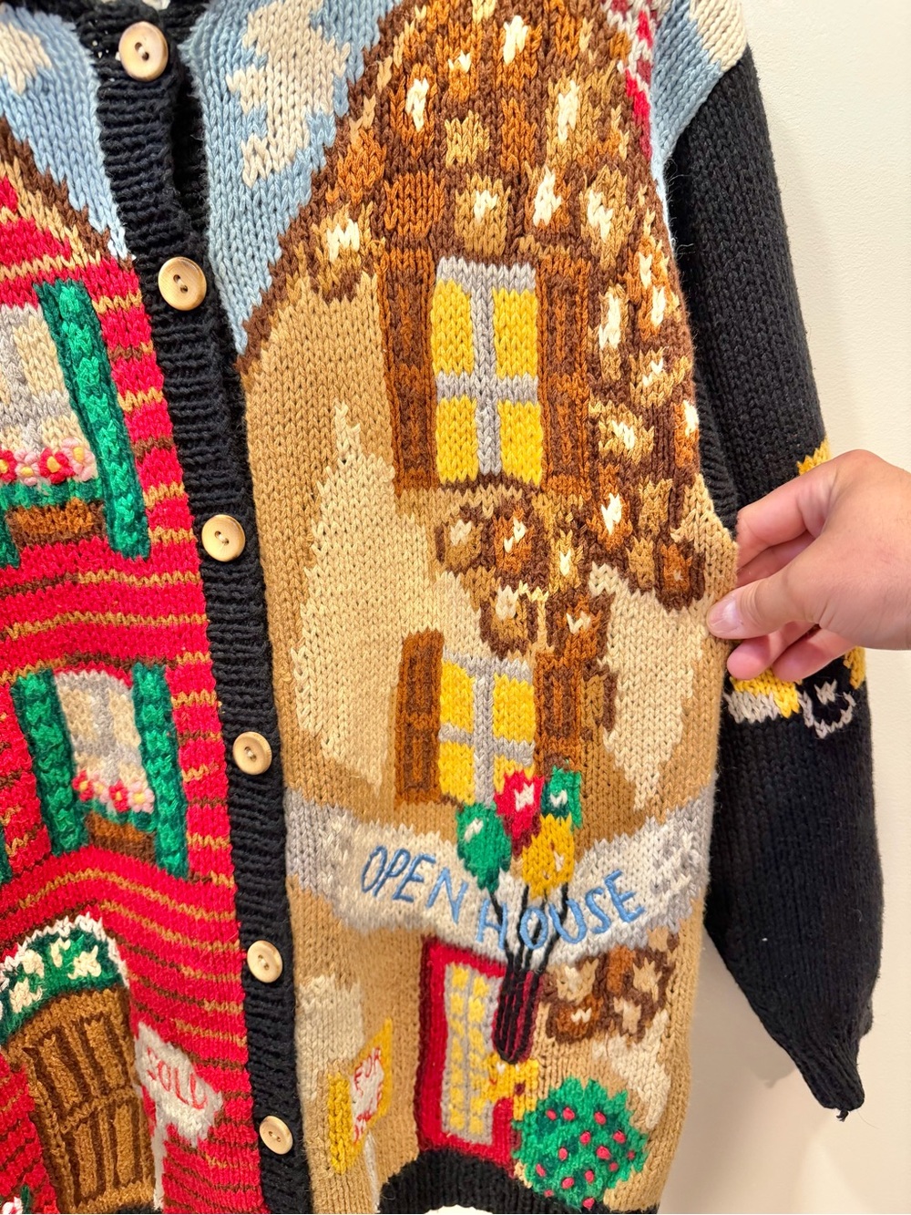 VINTAGE 90s THE EAGLES EYE Hand Knit Cottagecore House For Sale Cardigan - Picture 3 of 10